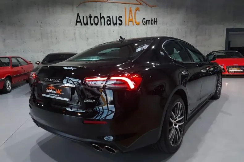 Maserati Ghibli din 2020 cu 35.800 km - oferta MAS127235 - foto 2