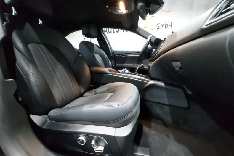 Maserati Ghibli din 2020 cu 35.800 km - oferta MAS127235 - foto 4