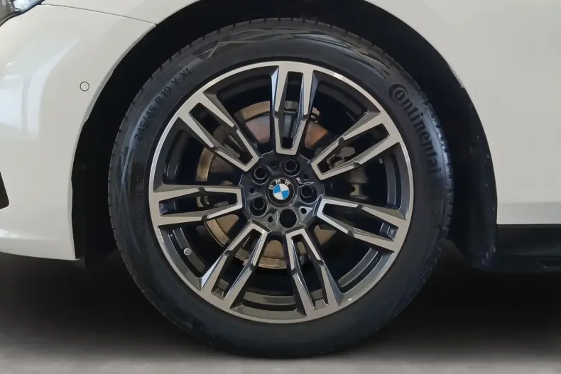 BMW 520 din 2024 cu 15.830 km - oferta BMW127241 - foto 6