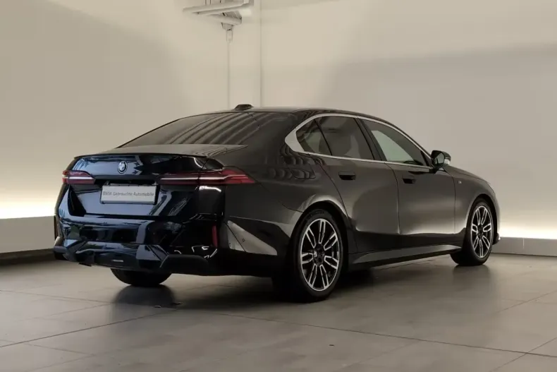 BMW 520 din 2024 cu 39.846 km - oferta BMW127243 - foto 2