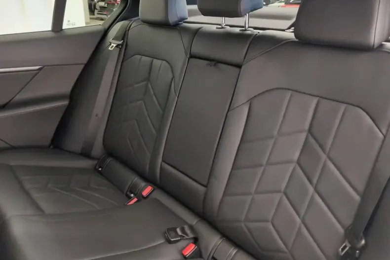 BMW 520 din 2024 cu 39.846 km - oferta BMW127243 - foto 6