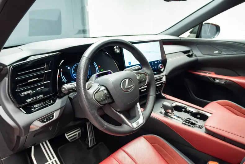 Lexus RX 500 din 2024 cu 6.800 km - oferta LEX127244 - foto 13