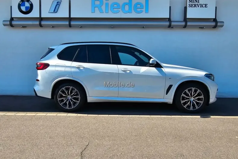 BMW X5 din 2021 cu 87.999 km - oferta BMW127247 - foto 2