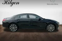 Mercedes-Benz CLA 180 din 2023 cu 12.484 km - oferta MER127268 - foto 4