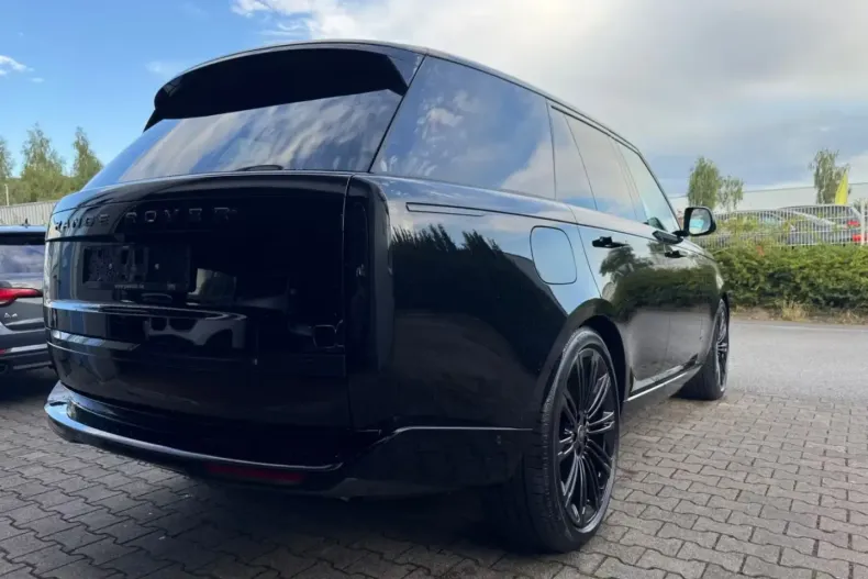 Land Rover Range Rover din 2025 cu 7.000 km - oferta LAN127278 - foto 2