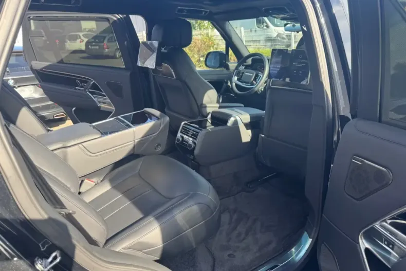 Land Rover Range Rover din 2025 cu 7.000 km - oferta LAN127278 - foto 6