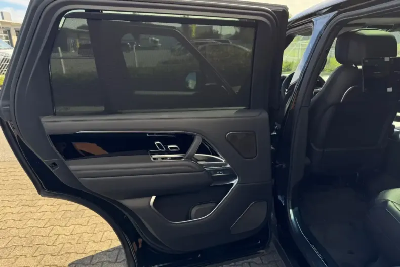 Land Rover Range Rover din 2025 cu 7.000 km - oferta LAN127278 - foto 8