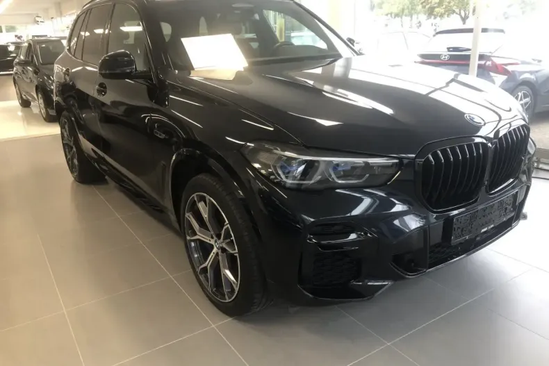 BMW X5 din 2022 cu 68.370 km - oferta BMW127281 - foto 1