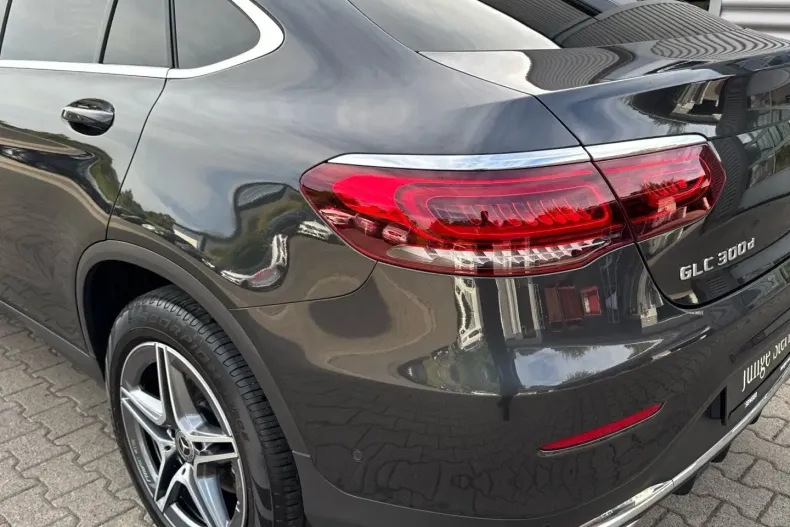 Mercedes-Benz GLC 300 din 2022 cu 65.000 km - oferta MER127287 - foto 15