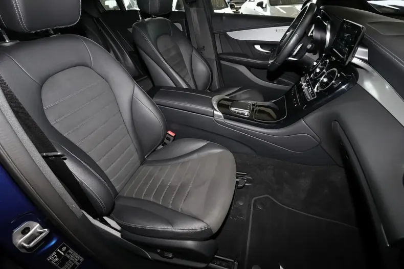 Mercedes-Benz GLC 300 din 2022 cu 45.260 km - oferta MER127288 - foto 4