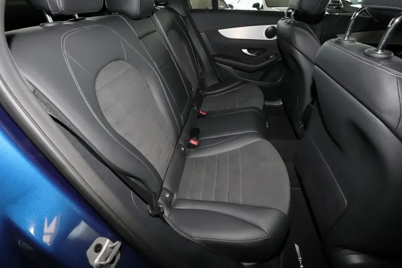 Mercedes-Benz GLC 300 din 2022 cu 45.260 km - oferta MER127288 - foto 6