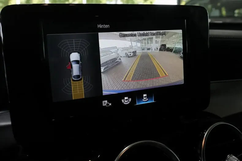 Mercedes-Benz GLC 300 din 2022 cu 45.260 km - oferta MER127288 - foto 10