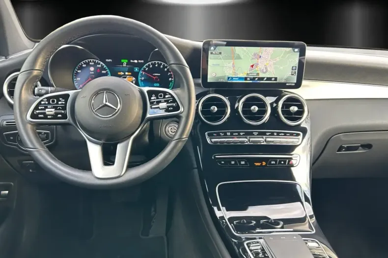 Mercedes-Benz GLC 300 din 2021 cu 29.200 km - oferta MER127289 - foto 8