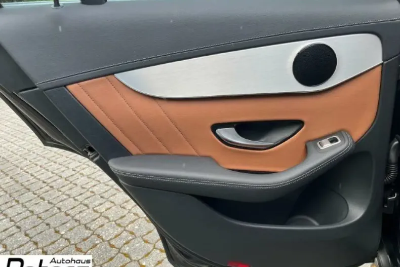 Mercedes-Benz GLC 300 din 2020 cu 39.900 km - oferta MER127291 - foto 18