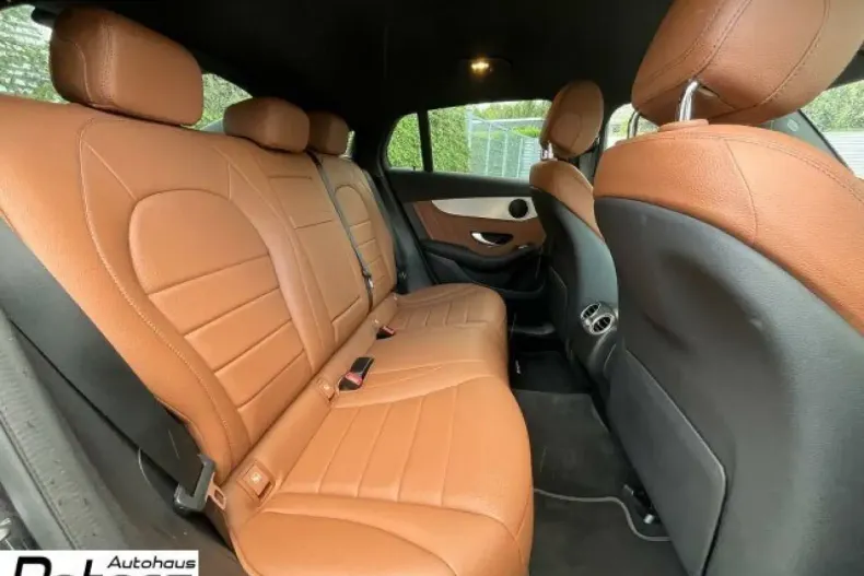 Mercedes-Benz GLC 300 din 2020 cu 39.900 km - oferta MER127291 - foto 24