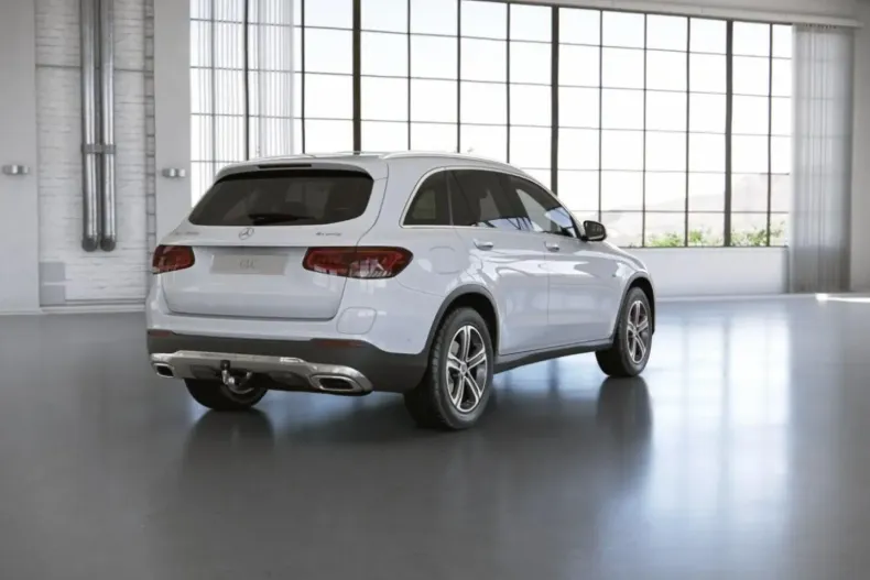 Mercedes-Benz GLC 300 din 2021 cu 63.764 km - oferta MER127299 - foto 2