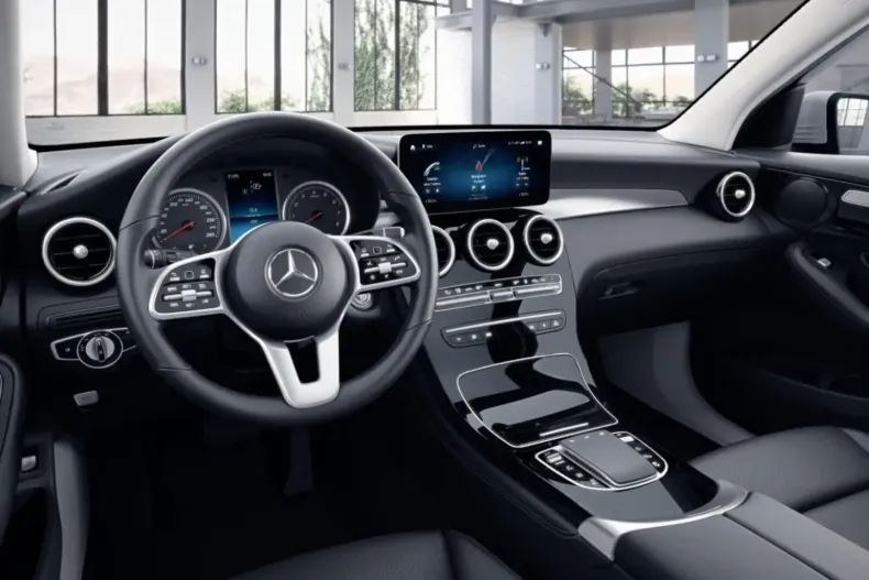 Mercedes-Benz GLC 300 din 2021 cu 63.764 km - oferta MER127299 - foto 3