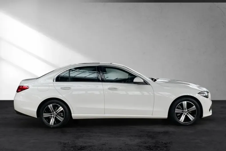 Mercedes-Benz C 220 din 2024 cu 2.960 km - oferta MER127309 - foto 6