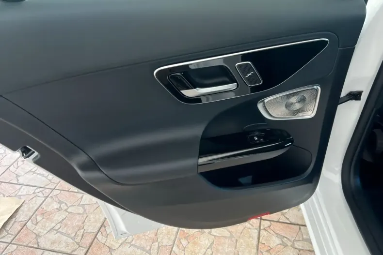 Mercedes-Benz C 220 din 2020 cu 3.106 km - oferta MER127316 - foto 22