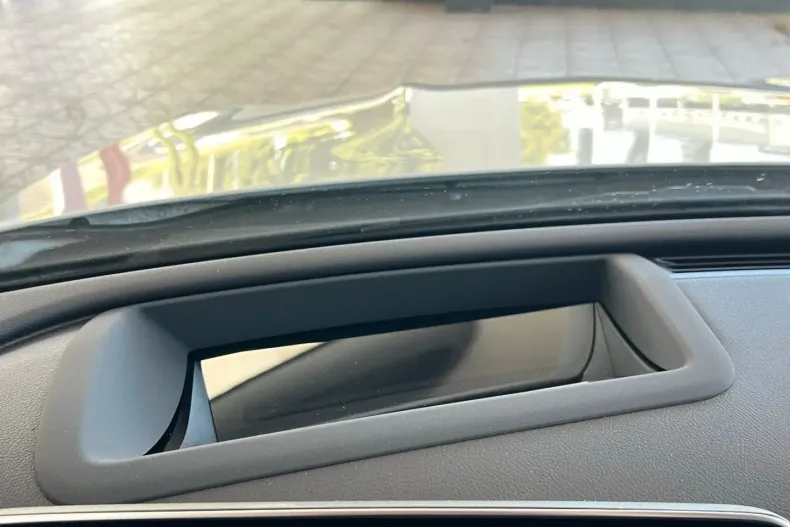 Mercedes-Benz C 220 din 2020 cu 3.106 km - oferta MER127316 - foto 32