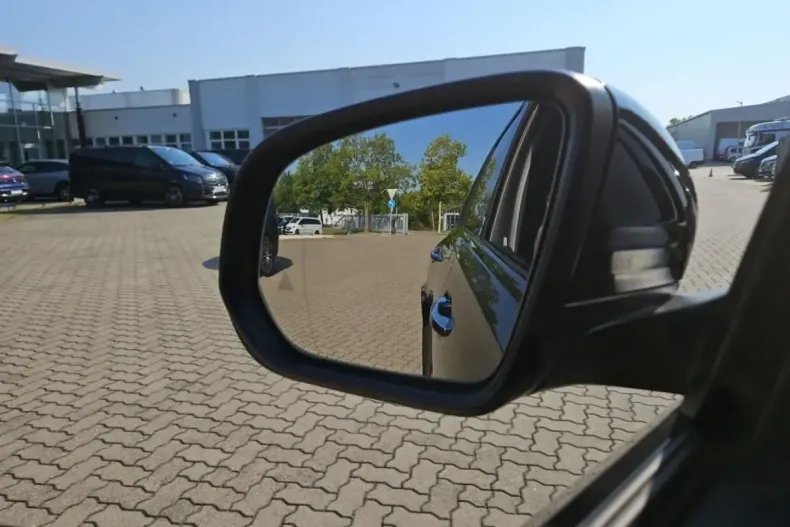 Mercedes-Benz GLE 350 din 2024 cu 19.500 km - oferta MER127343 - foto 8