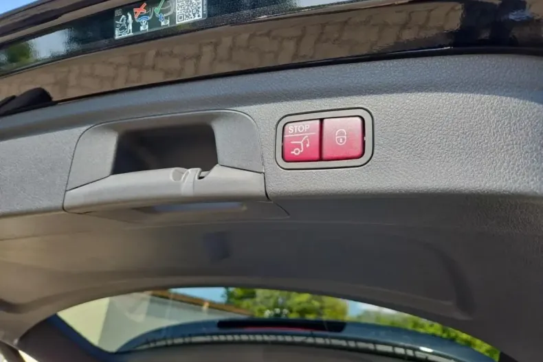 Mercedes-Benz GLE 350 din 2024 cu 19.500 km - oferta MER127343 - foto 18