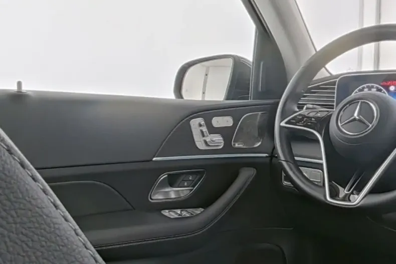 Mercedes-Benz GLE 450 din 2024 cu 28.110 km - oferta MER127345 - foto 8