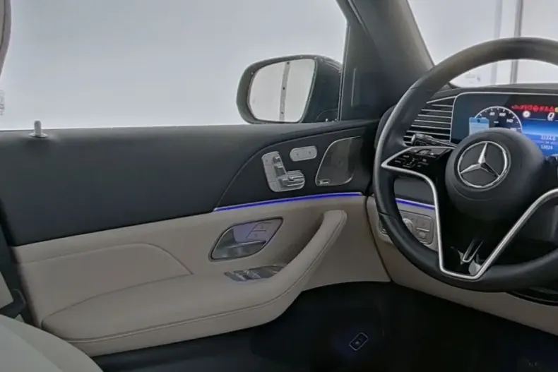 Mercedes-Benz GLE 450 din 2024 cu 13.000 km - oferta MER127346 - foto 8