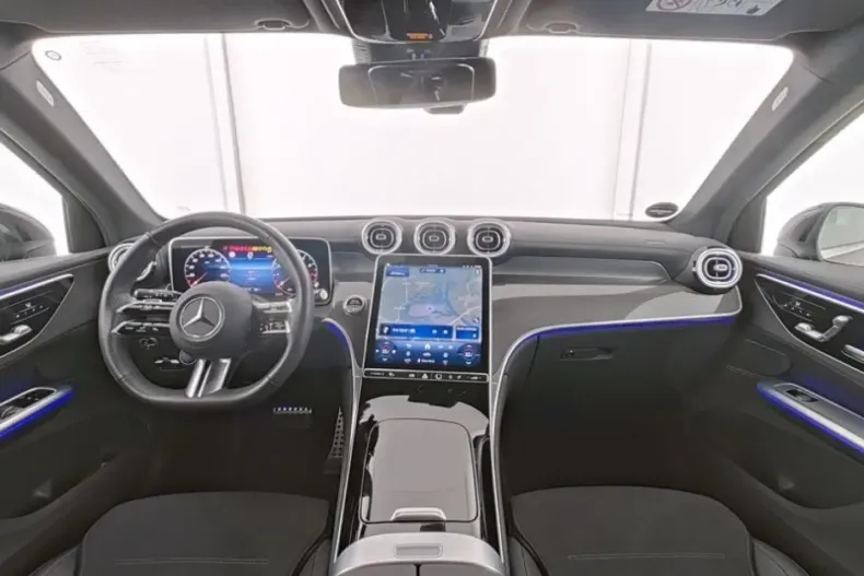 Mercedes-Benz GLC 300 din 2024 cu 16.000 km - oferta MER127351 - foto 6