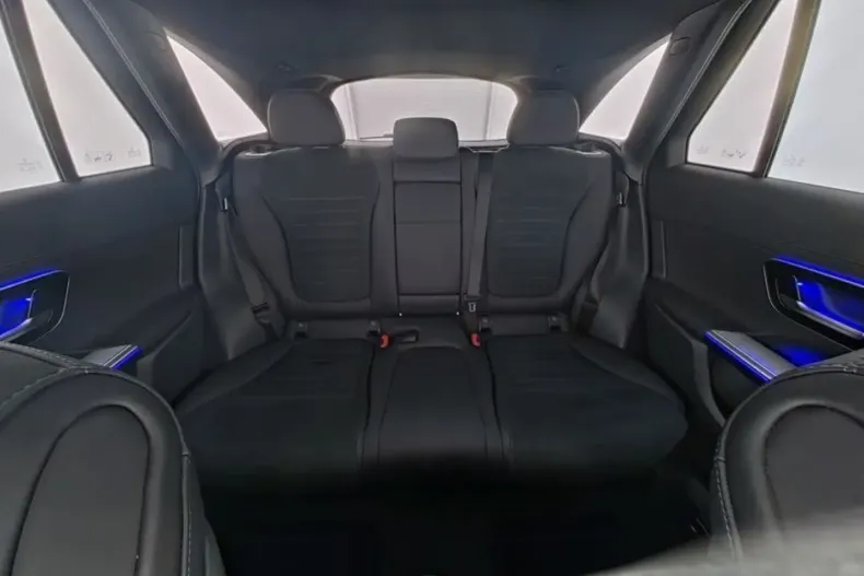 Mercedes-Benz GLC 300 din 2024 cu 16.000 km - oferta MER127351 - foto 7