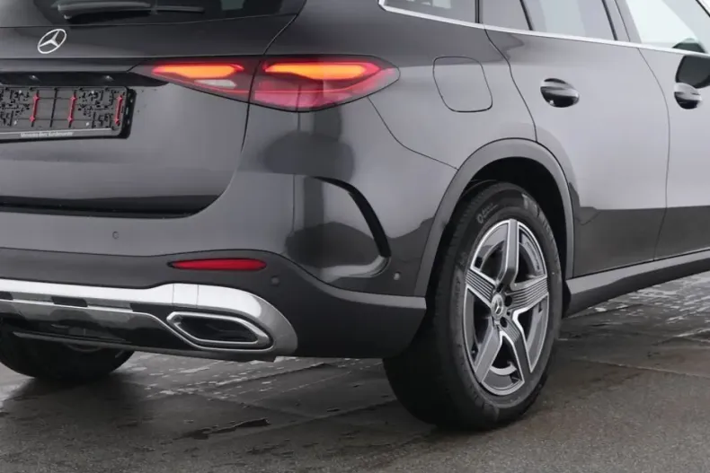 Mercedes-Benz GLC 300 din 2024 cu 16.000 km - oferta MER127351 - foto 9