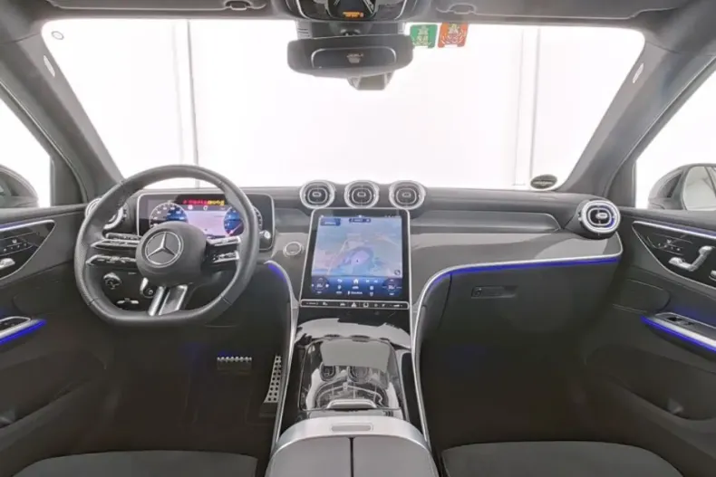 Mercedes-Benz GLC 300 din 2024 cu 18.077 km - oferta MER127360 - foto 6