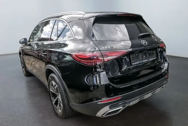 Mercedes-Benz GLC 300 din 2024 cu 20.818 km - oferta MER127361 - foto 3