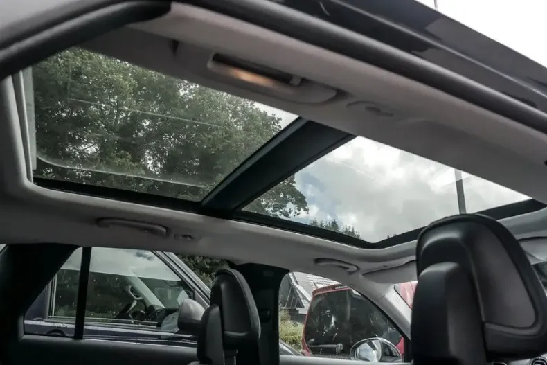 Mercedes-Benz GLC 300 din 2024 cu 20.818 km - oferta MER127361 - foto 9