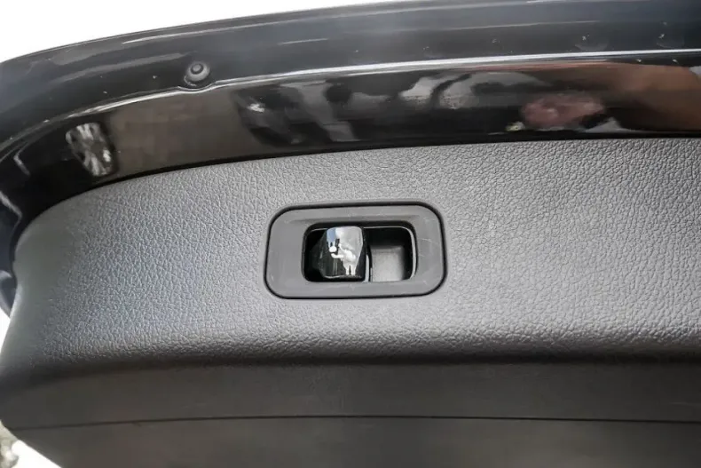 Mercedes-Benz GLC 300 din 2024 cu 20.818 km - oferta MER127361 - foto 12