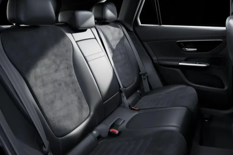 Mercedes-Benz GLC 300 din 2024 cu 15.000 km - oferta MER127362 - foto 13