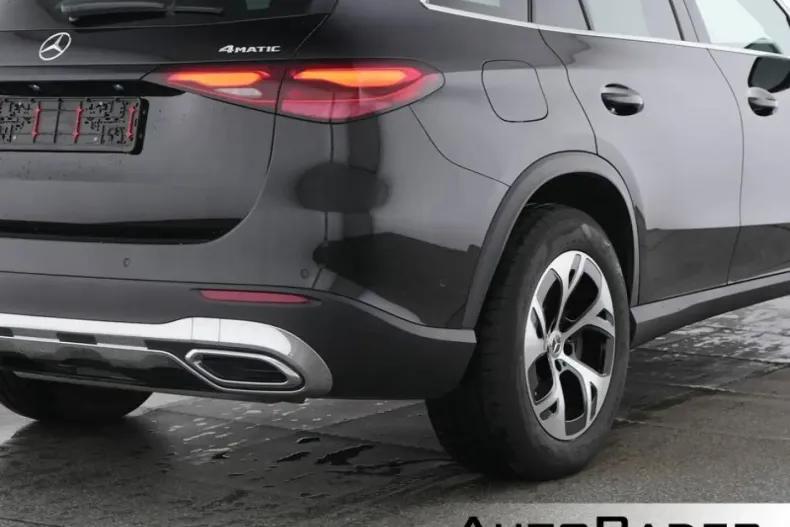 Mercedes-Benz GLC 300 din 2024 cu 13.860 km - oferta MER127366 - foto 4