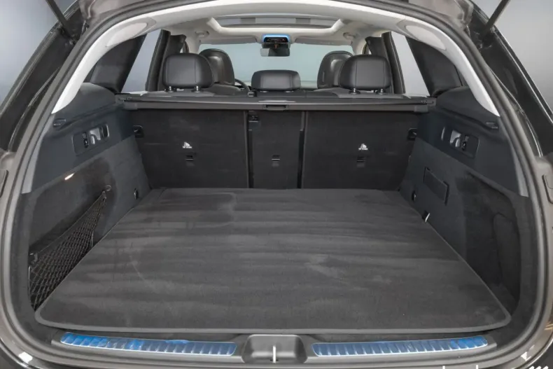 Mercedes-Benz GLC 300 din 2024 cu 10.497 km - oferta MER127369 - foto 9