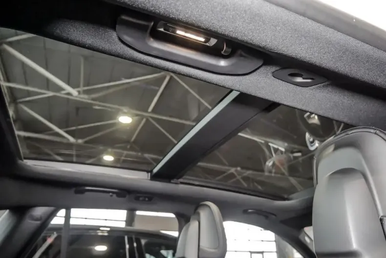 Mercedes-Benz GLC 300 din 2024 cu 32.061 km - oferta MER127370 - foto 10