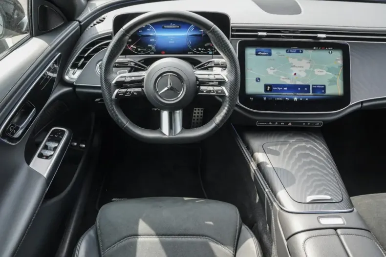 Mercedes-Benz E 300 din 2024 cu 22.243 km - oferta MER127381 - foto 9