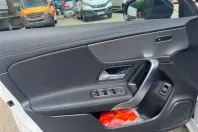 Mercedes-Benz CLA 180 din 2024 cu 19.300 km - oferta MER127387 - foto 13