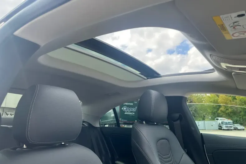 Mercedes-Benz CLA 180 din 2024 cu 19.300 km - oferta MER127387 - foto 17