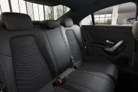 Mercedes-Benz CLA 180 din 2024 cu 11.600 km - oferta MER127389 - foto 7