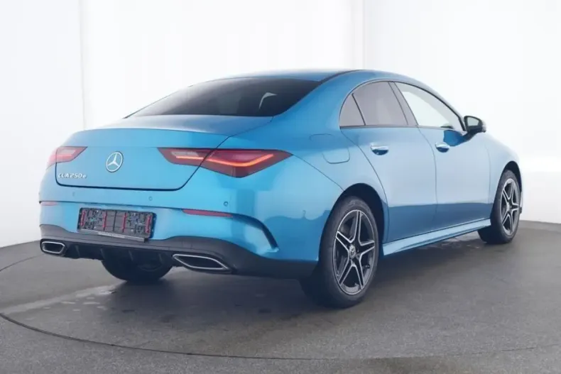 Mercedes-Benz CLA 250 din 2024 cu 11.369 km - oferta MER127395 - foto 3