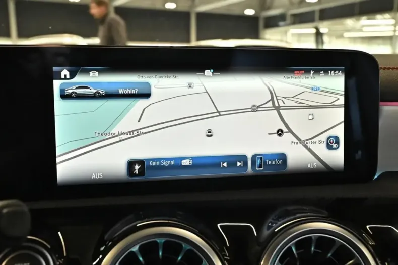 Mercedes-Benz CLA 250 din 2024 cu 6.741 km - oferta MER127396 - foto 8