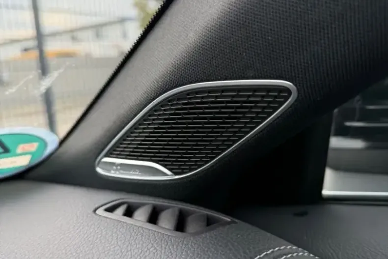 Mercedes-Benz CLA 250 din 2024 cu 23.000 km - oferta MER127397 - foto 14