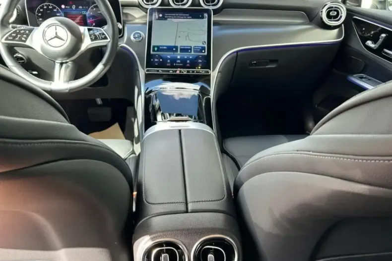 Mercedes-Benz GLC 200 din 2023 cu 32.098 km - oferta MER127405 - foto 13