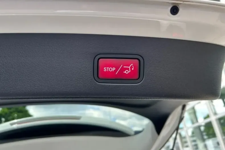 Mercedes-Benz GLC 200 din 2023 cu 32.098 km - oferta MER127405 - foto 15