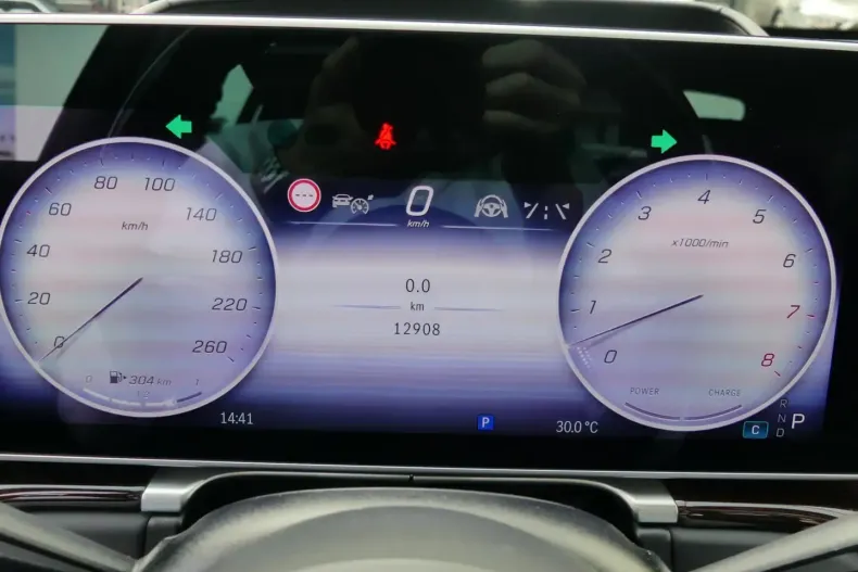 Mercedes-Benz S 500 din 2024 cu 12.908 km - oferta MER127406 - foto 7