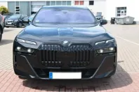 BMW 740 din 2024 cu 15.500 km - oferta BMW127408 - foto 1